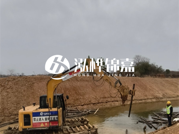 為什么要進行河道護坡？堤壩加固木樁的作用？